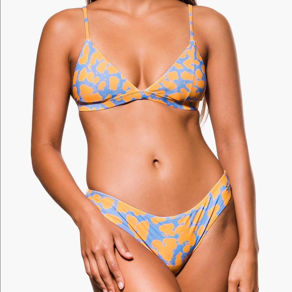 NWT Blackbough Bikini Set Blue/Orange